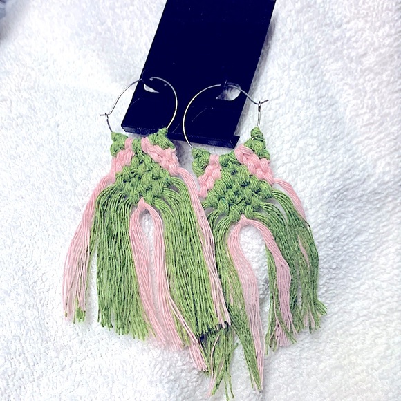 🆕»-»FaNcY MoDeRn DaY HoOpS w/a tWiSt« HaNdCrAfTeD »ClAsSiC bOhO sTyLe« Macrame - Picture 3 of 16